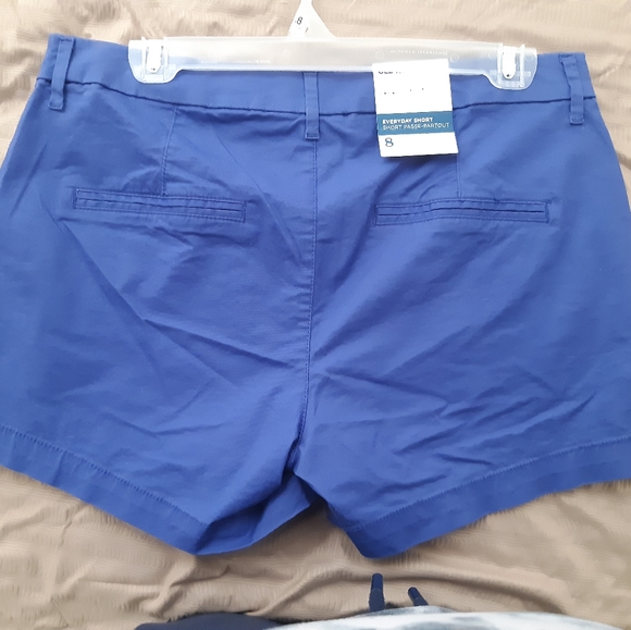 Shorts - Picture 4 of 4